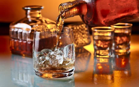烈酒销售额连续第 12 年增长，龙舌兰酒飙升 30.1%